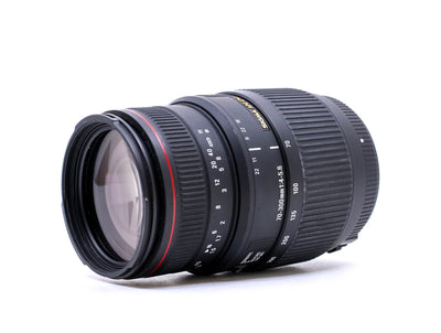Sigma 70-300mm f/4-5.6 APO DG Macro (2005) - Nikon-fattning