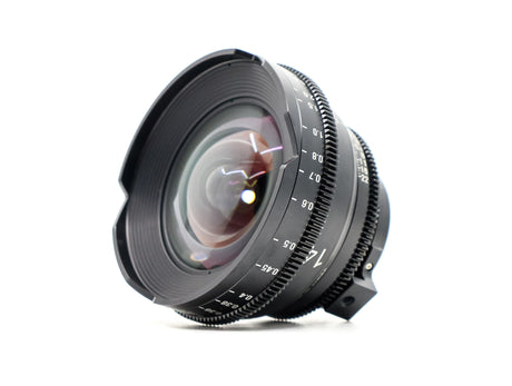 Samyang XEEN 14mm T3.1 - Canon EF-fattning