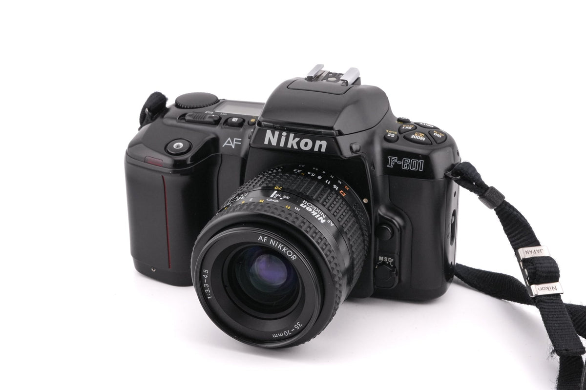 Nikon F-601 + 35-70mm f3.3-4.5 AF Nikkor · imagen principal