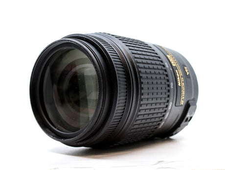Nikon AF-S DX Nikkor 55-300mm f/4.5-5.6 G VR 