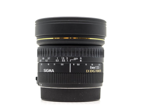 Sigma 8mm f/3.5 EX DG Fisheye - Canon EF-fattning