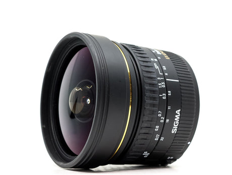 Sigma 8mm f/3.5 EX DG Fisheye - Canon EF-fattning