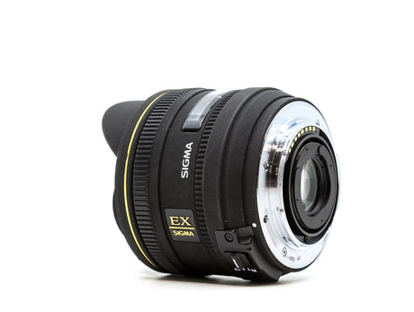 Sigma 10mm f/2.8 EX DC HSM Diagonal Fisheye - Sony A-fattning
