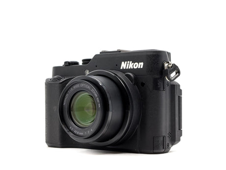 Nikon Coolpix P7800