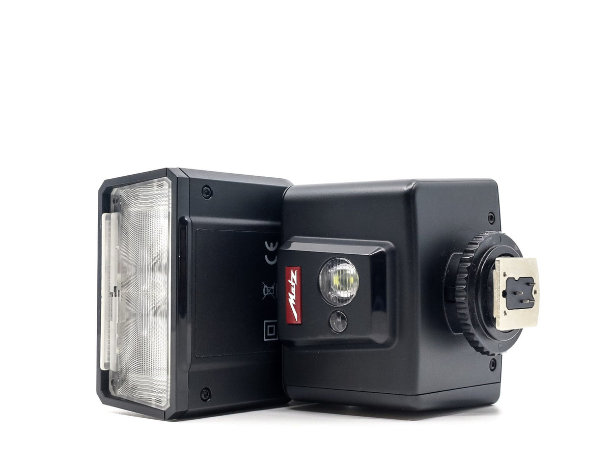 Metz M400 Digital Flashgun - Micro Four Thirds Dedicated · main image