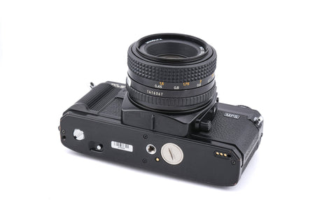 Minolta X-700 + 50mm f2 MD 