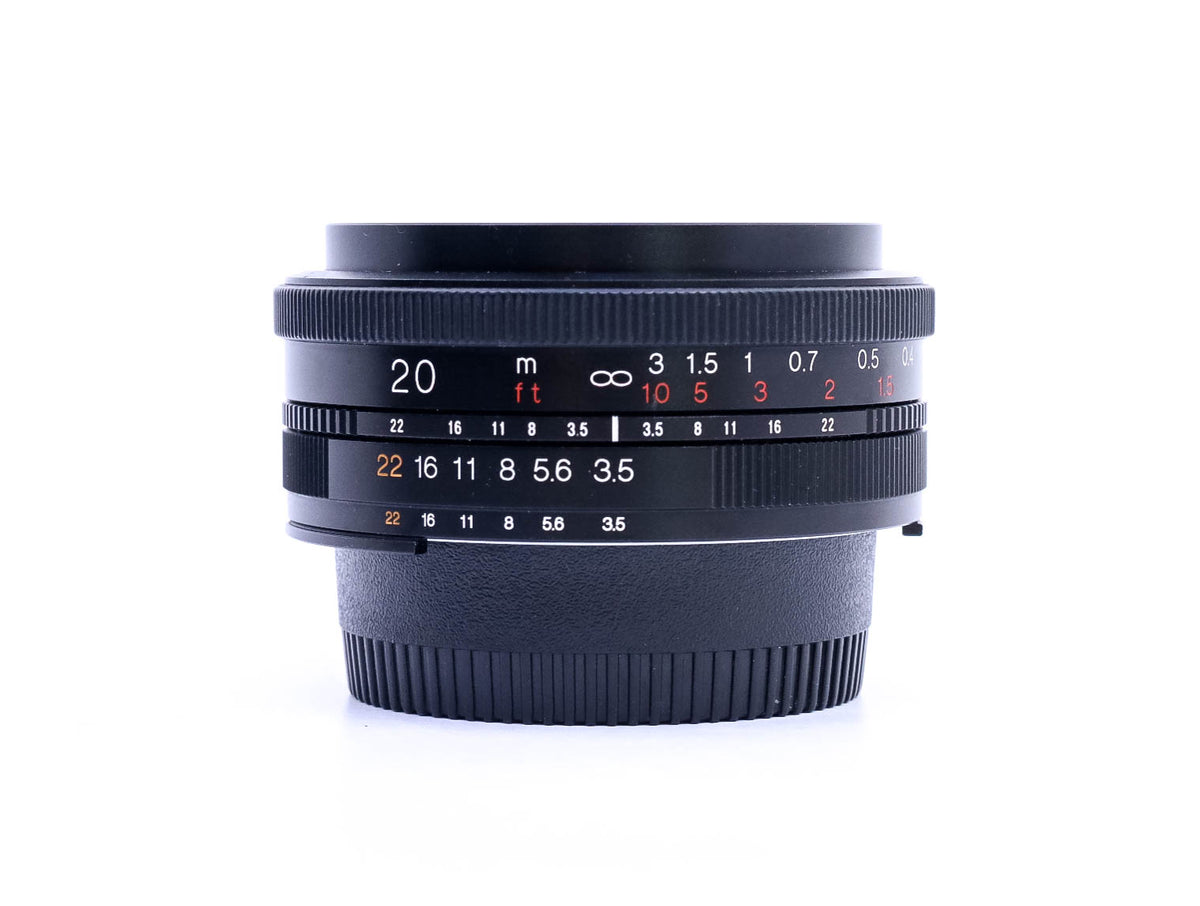 Voigtlander Color-Skopar 20mm f/3.5 SL II N - Nikon-fattning · imagen principal