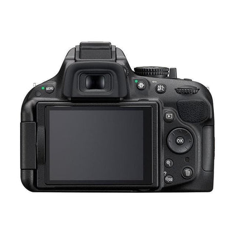 SLR D5200 - Svart + Nikon AF-S DX Nikkor 18-55mm f/3.5-5.6G ED II f/3.5-5.6