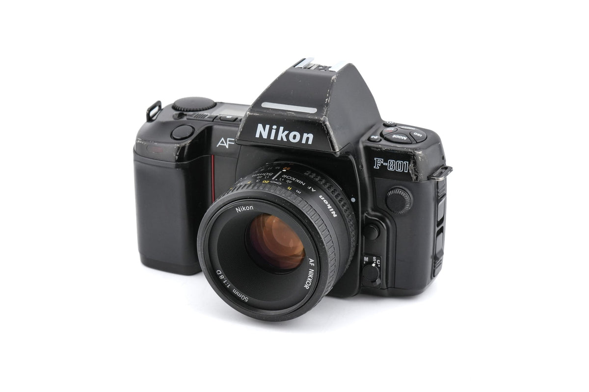 Nikon F-801 + 50mm f1.8 AF Nikkor D · imagen principal