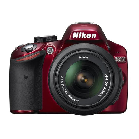 SLR D3200 - Röd Nikon Nikkor AF-S DX 18-55mm f/3.5-5.6G VR II f/3.5-5.6