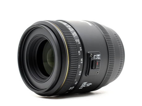 Sigma 70mm f/2.8 EX DG Macro - Pentax-fattning