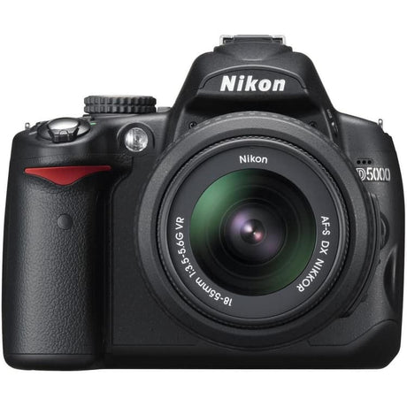 SLR D5000 - Black + Nikon AF-S DX Nikkor 18-55mm f/3.5-5.6G VR f/3.5-5.6G 