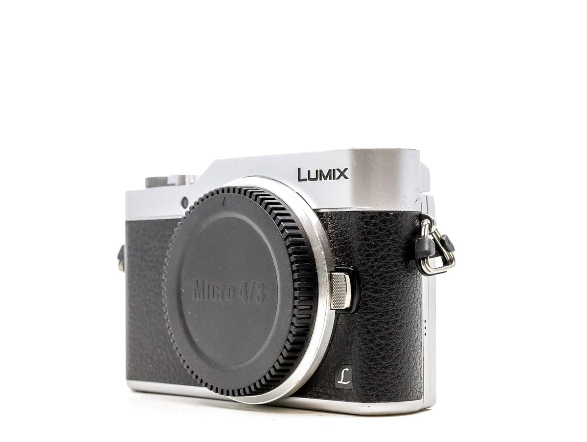 Panasonic Lumix DC-GX800 · imagen principal