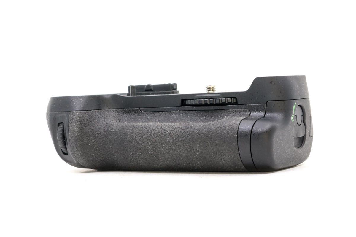 Nikon MB-D12 Battery Grip · imagen principal