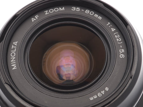 Minolta Dynax 303Si + 35-80mm f4-5.6 AF Zoom + Motljusskydd för A 35-80mm f4-5.6