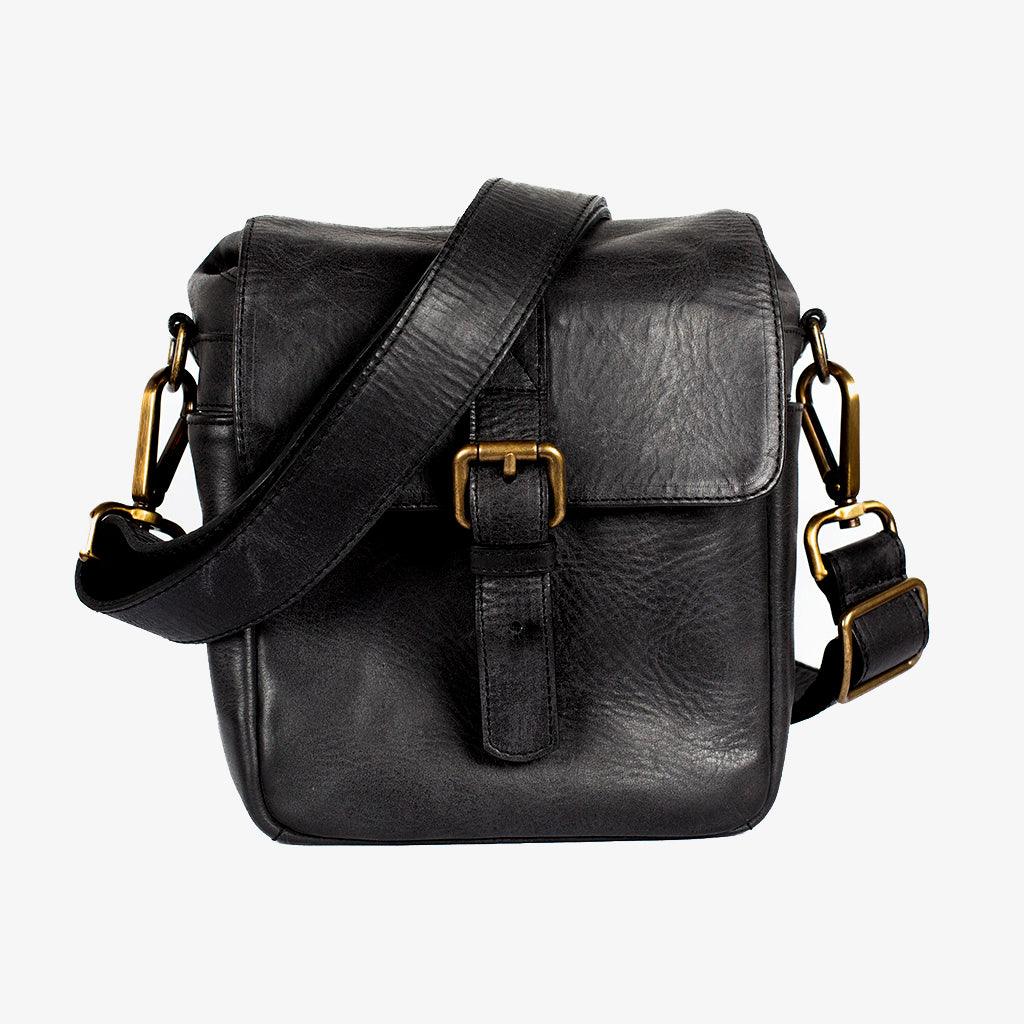 Berlin Black Leather Camera Bag · imagen principal