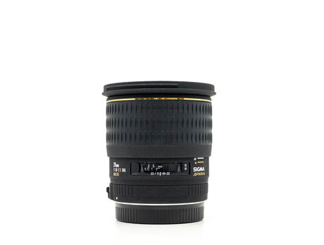 Sigma 28mm f/1.8 EX DG Macro - Canon EF-fattning