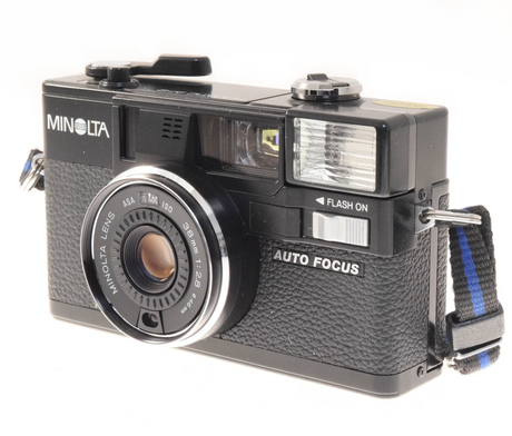 Minolta Hi-Matic AF 2 - 35mm Analog Camera 