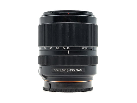 Sony DT 18-135mm f/3.5-5.6 SAM - Sony A-fattning
