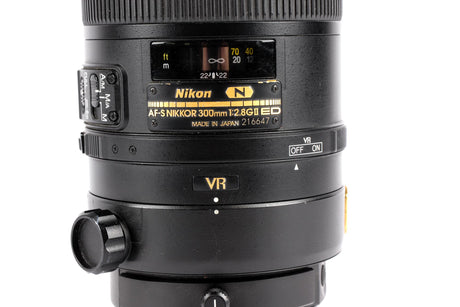 Nikon AF-S Nikkor 300mm f/2.8G IF-ED VR II 