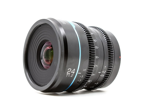 Sirui 24mm T1.2 Nightwalker - Canon RF-fattning