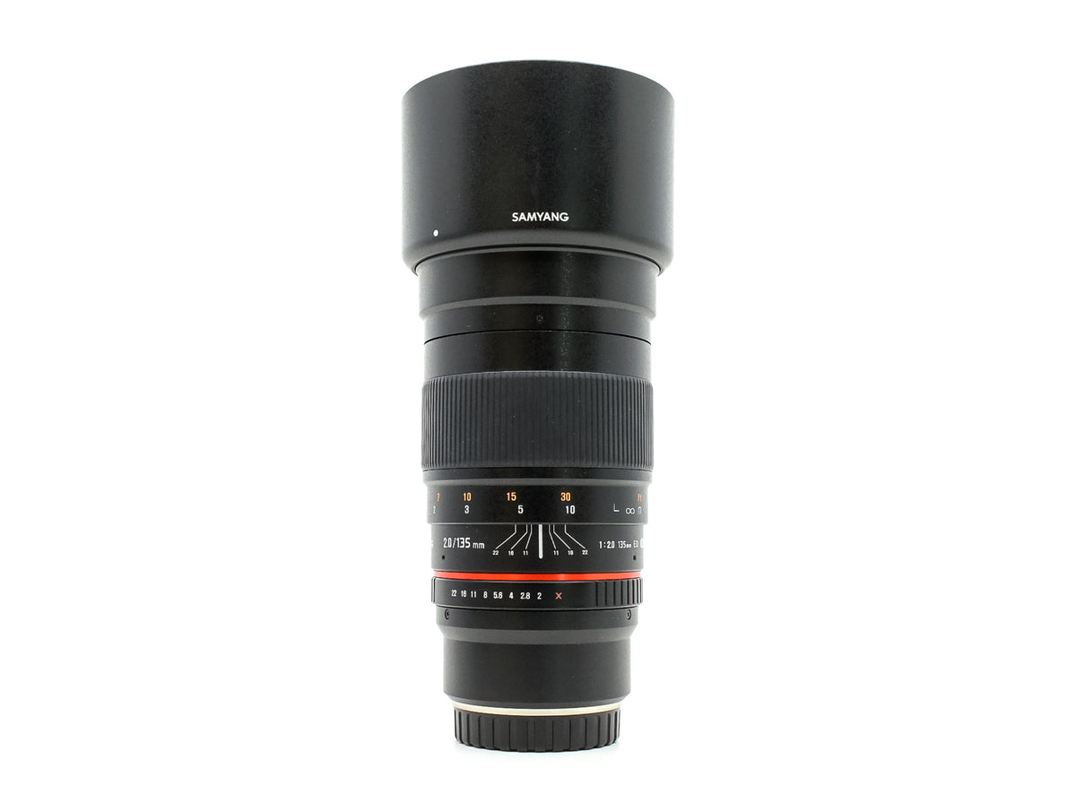 Samyang 135mm f/2 ED UMC - Fujifilm X-fattning · imagen principal