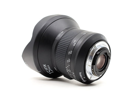 Irix Firefly 15mm f/2.4 - Nikon Fatting