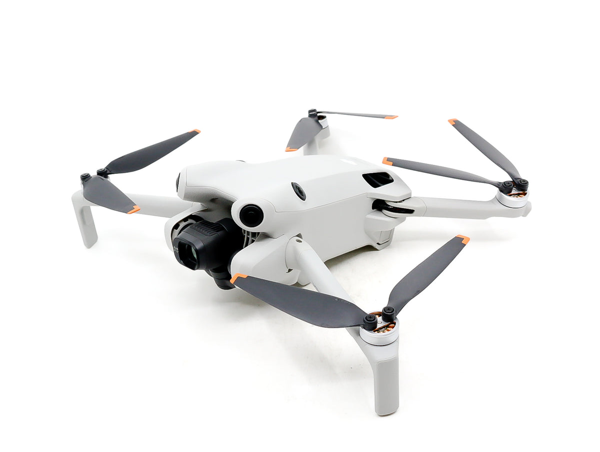 DJI Mini 4 Pro Fly More Combo · main image