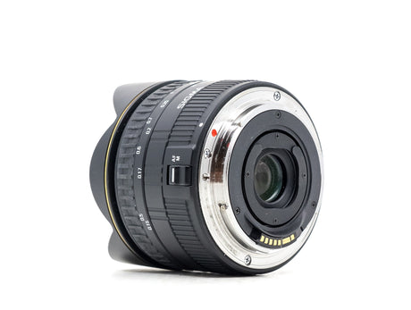 Sigma 15mm f/2.8 EX DG Fisheye - Canon EF-fattning
