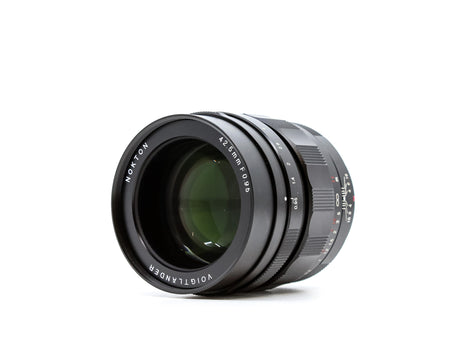 Voigtlander Nokton 42,5 mm f/0,95 - Micro Four Thirds-passform
