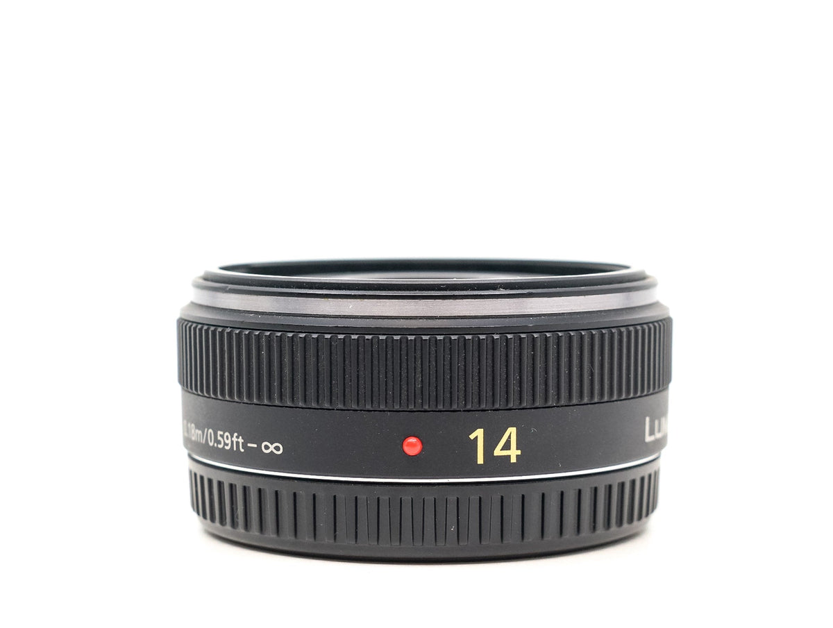 Panasonic Lumix G 14mm f/2.5 · imagen principal