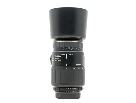 Sigma 70-300mm f/4-5.6 APO Macro - Nikon Fattning