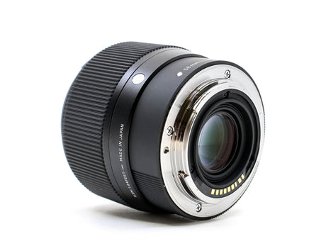 Sigma 56mm f/1.4 DC DN Contemporary – Canon EF-M-fattning