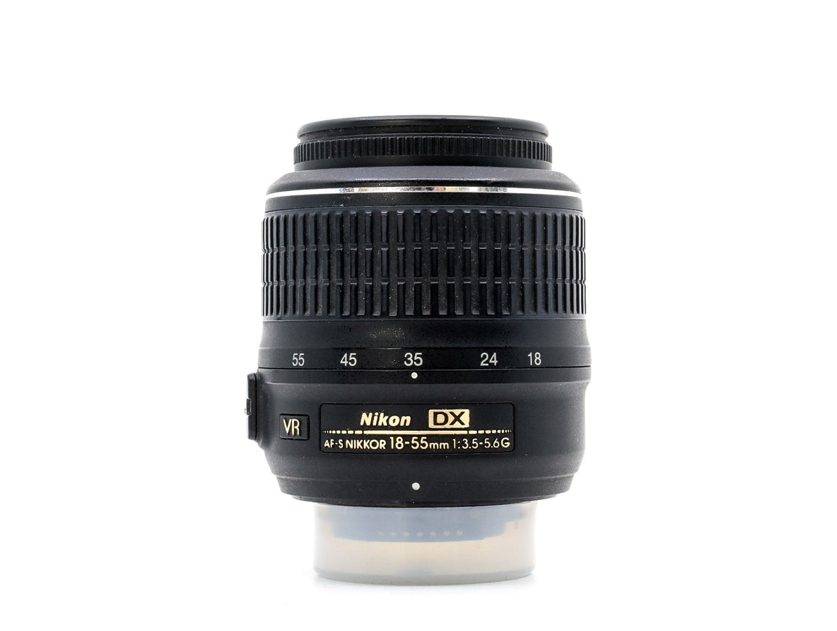 Nikon AF-P DX Nikkor 18-55mm f/3.5-5.6G · imagen principal