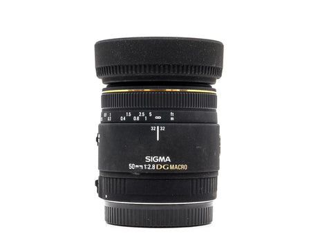Sigma 50mm f/2.8 EX DG Macro - Canon EF-fattning