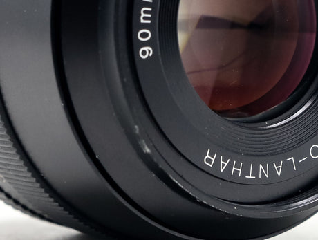 Voigtlander APO-Lanthar 90mm f/3.5 SL II - Canon EF-fattning