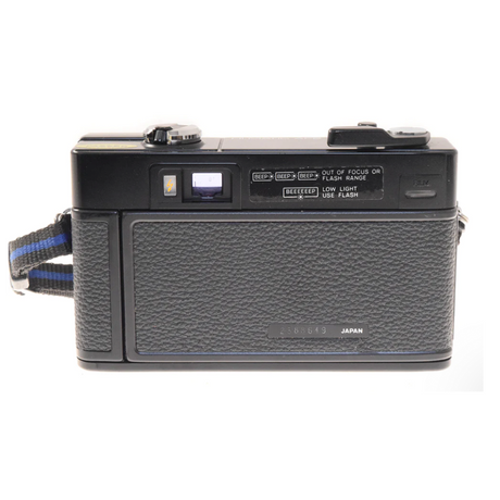 Minolta Hi-Matic AF 2 - 35mm Analog Camera 