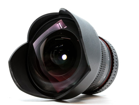 Samyang AF 14mm f/2.8 – Canon EF-fattning