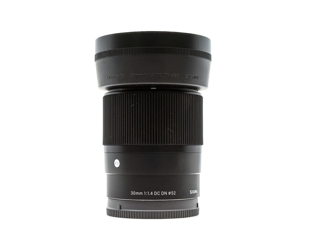 Sigma 30mm f/1.4 DC DN Contemporary – Sony E-fäste · imagen principal