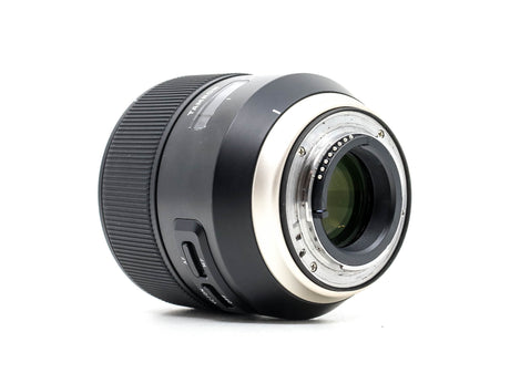 Tamron SP 85mm f/1.8 Di VC USD - Nikon Fattning