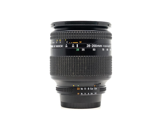 Nikon AF Nikkor 28-200mm f/3.5-5.6D de segunda mano en Camera Market