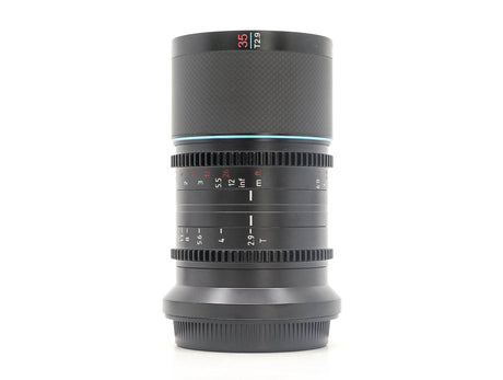 Sirui Saturn 35mm T2.9 1.6x Anamorphic [Neutral Flare] - Canon RF-fattning