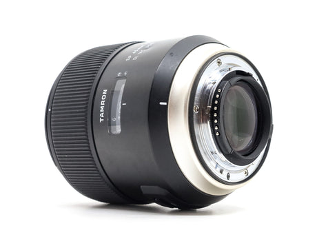 Tamron SP 45mm f/1.8 Di VC USD - Nikon Fattning