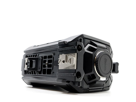 Blackmagic Design URSA 4K V2 - Canon EF-fattning