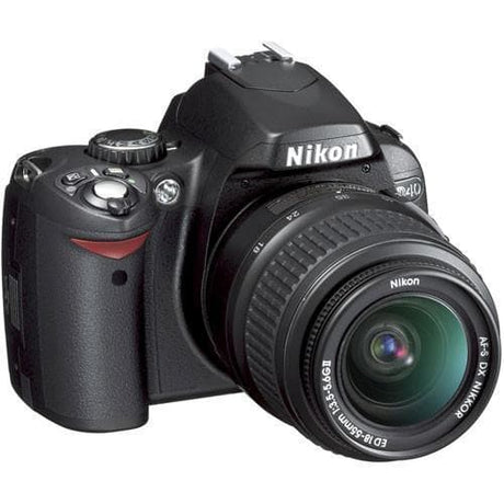 D40 SLR - Black + Nikon AF-S DX Nikkor 18-55mm f/3.5-5.6G ED II f/3.5-5.6 