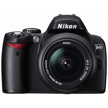 D40 SLR - Black + Nikon AF-S DX Nikkor 18-55mm f/3.5-5.6G ED II f/3.5-5.6 