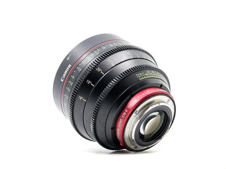 Canon CN-E 50mm T1.3 L - EF-fattning