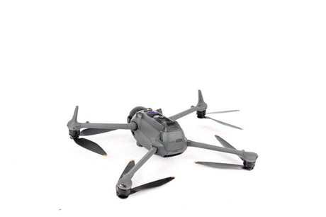 DJI Mavic 4 Pro Flymore Combo med RC 2-kontroll