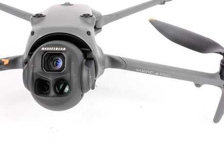 DJI Mavic 4 Pro Flymore Combo med RC 2-kontroll
