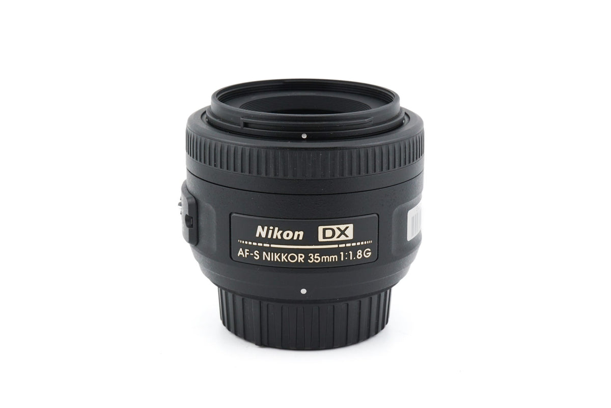 Nikon 35mm f1.8 G AF-S Nikkor DX · imagen principal